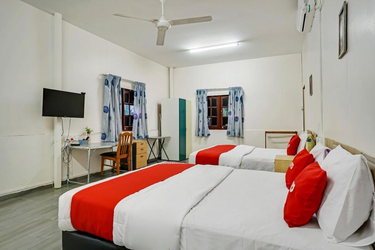 Oyo 90462 Padang Besar Green Inn Zewnętrze zdjęcie